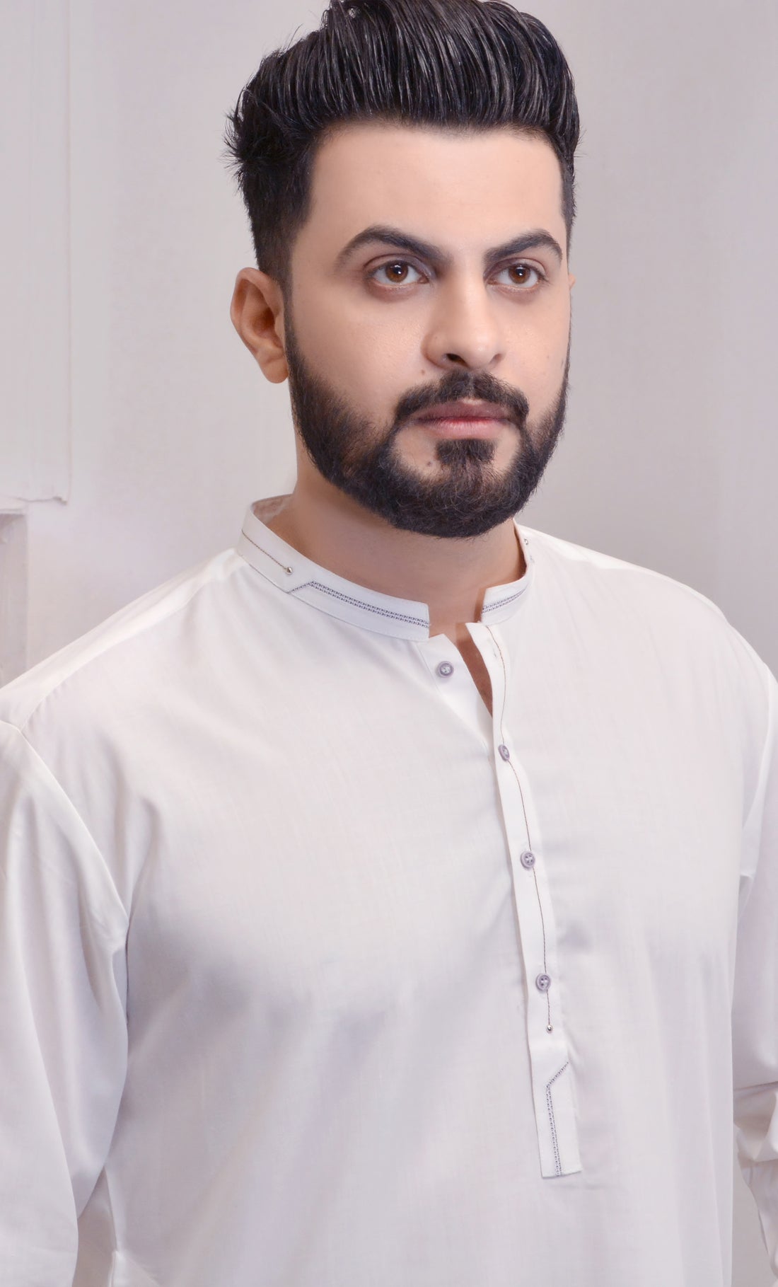 Off White Blended Shalwar kameez (1542)