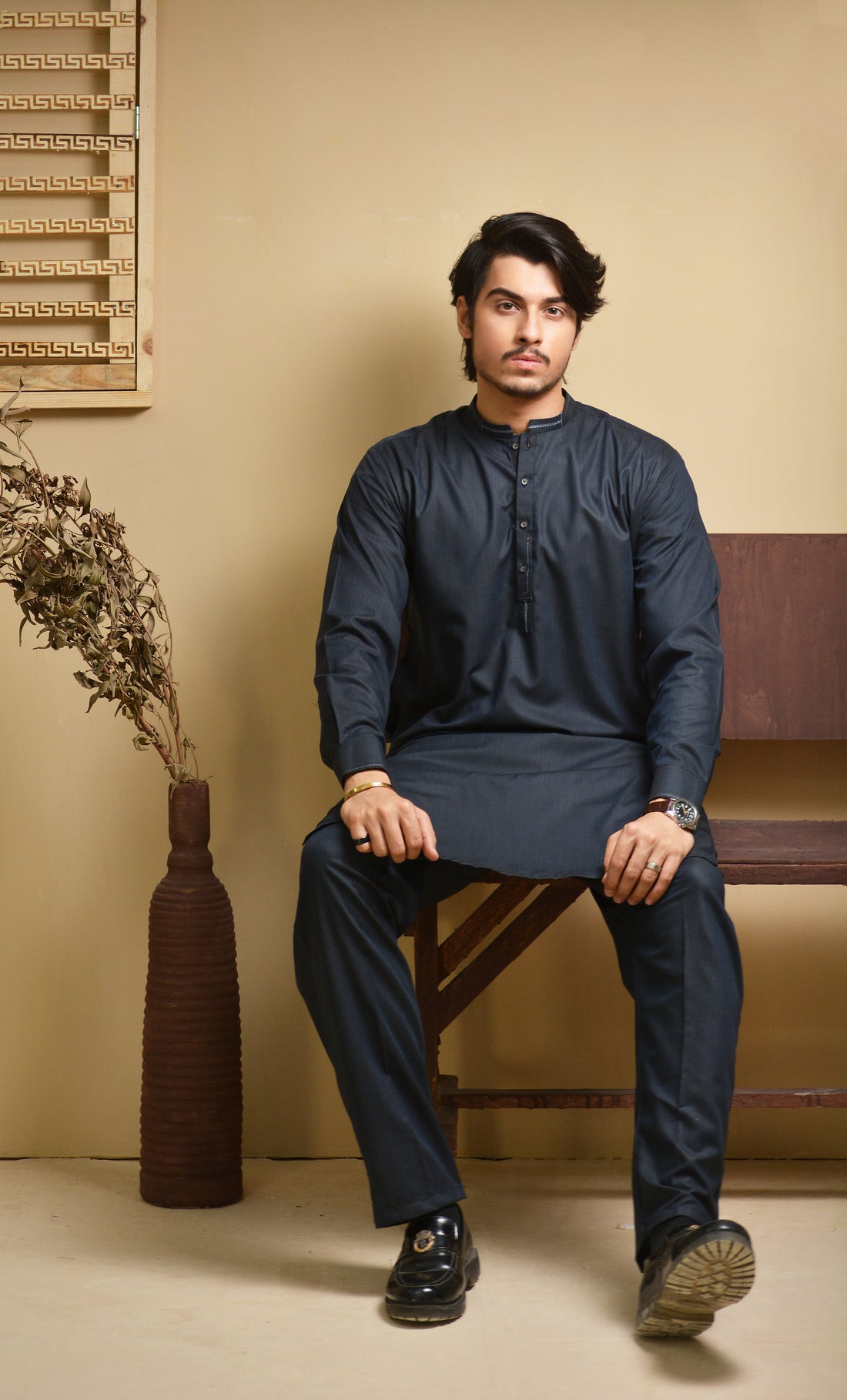 SELF DESIGNING KURTA PAJAMA